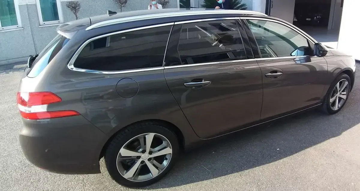 Usata Peugeot 308 SW GT-line 131 CV (96 kW) 2015 Station wagon