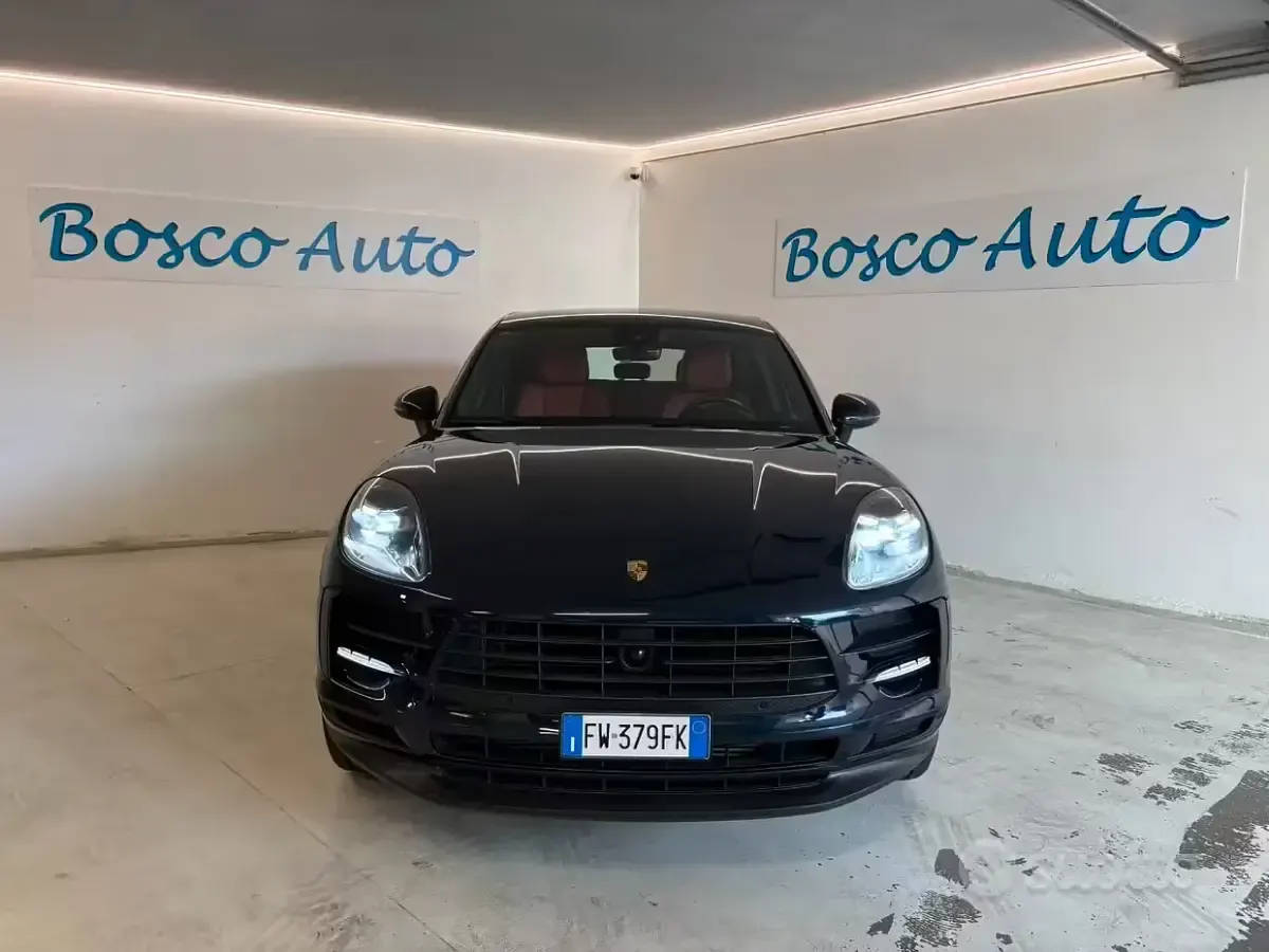 Usata Porsche Macan 245 CV (180 kW) 2019 Blu SUV