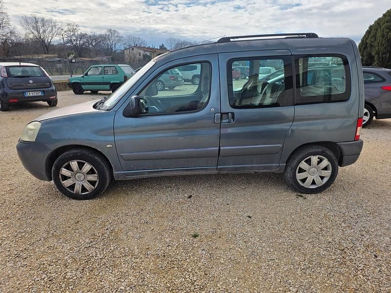 Usata Citroën Berlingo 90 CV (66 kW) 2008 Argento Monovolume