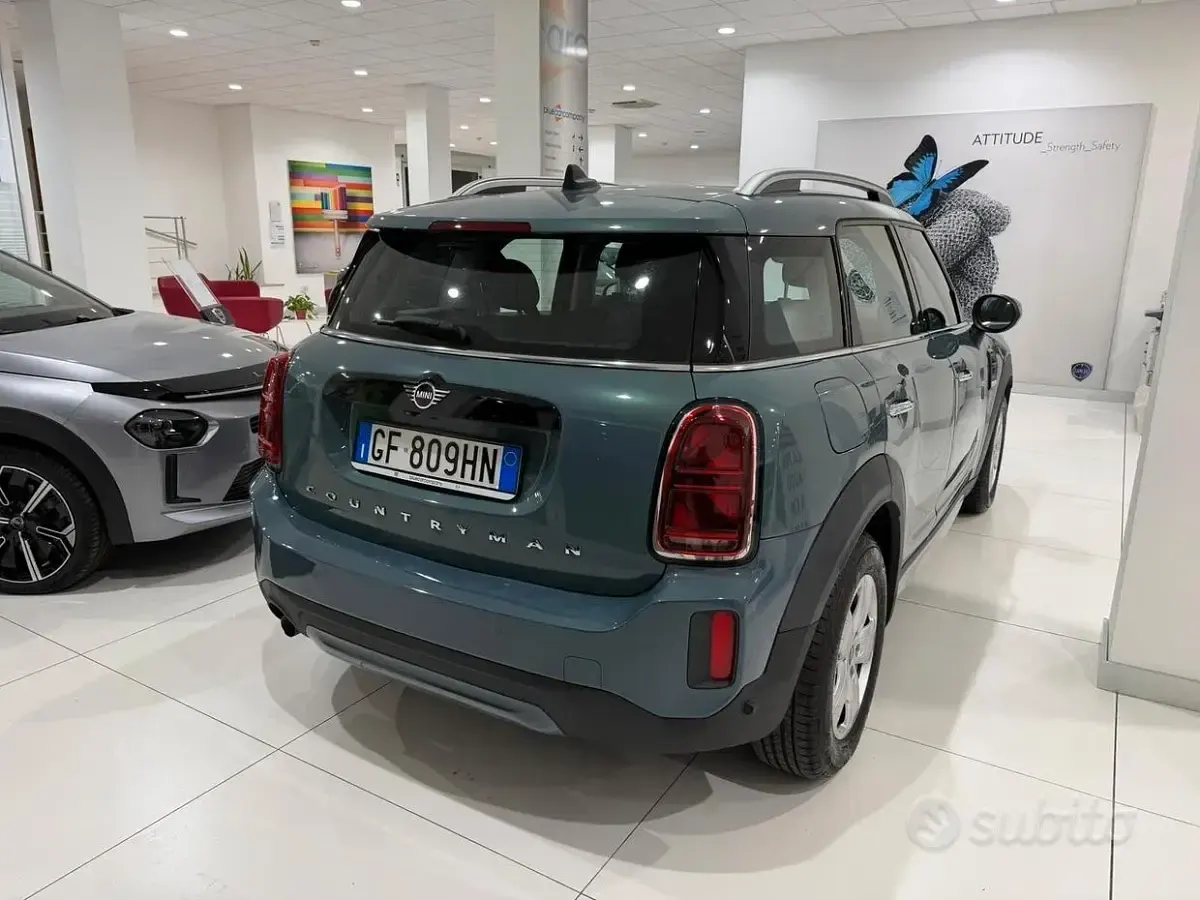 Usata Mini One D Countryman Business 116 CV (85 kW) 2021 Verde SUV