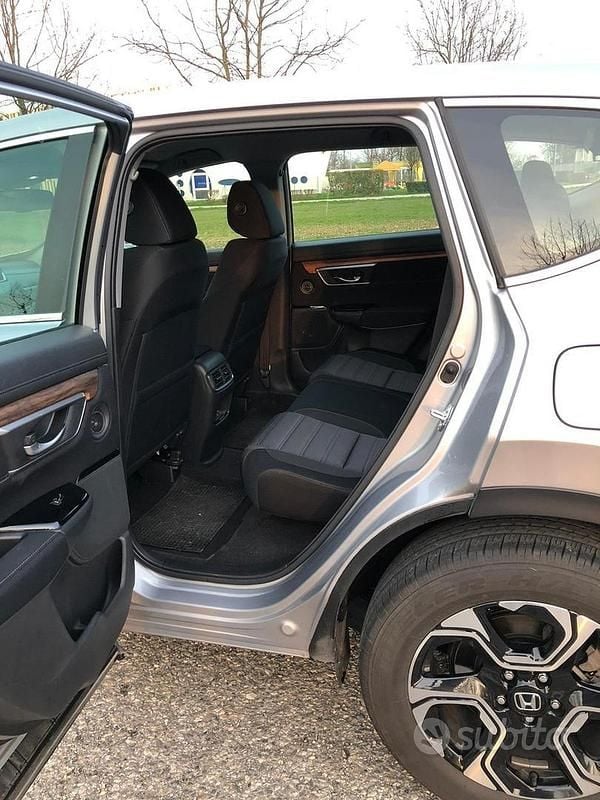 Usata Honda CR-V Elegance 193 CV (141 kW) 2019 Grigio SUV