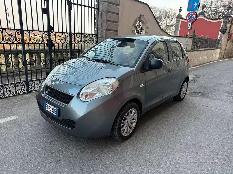 Usata DR DR1 83 CV (61 kW) 2011 Grigio Utilitaria