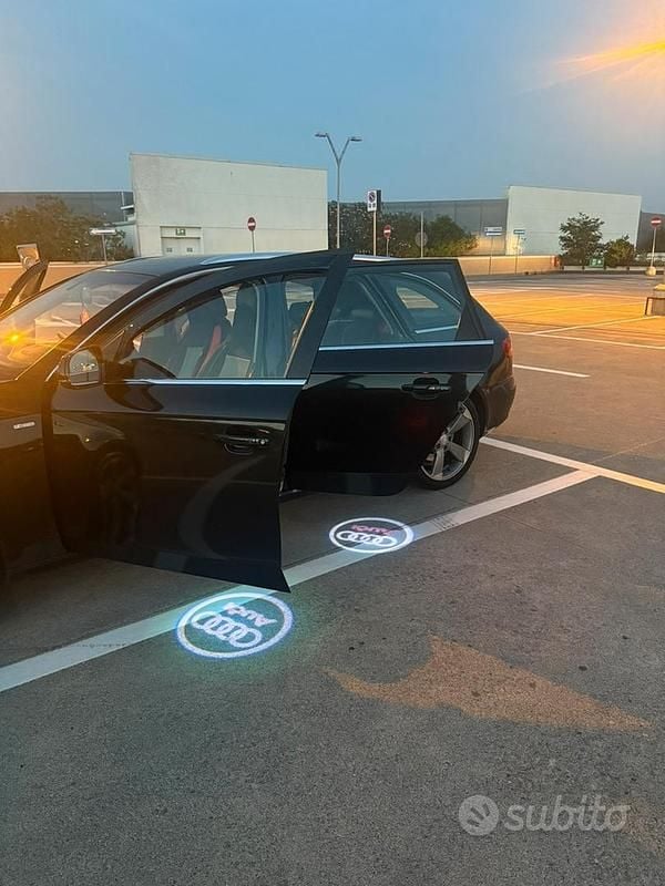 Usata Audi A4 143 CV (105 kW) 2011 Nero Station wagon