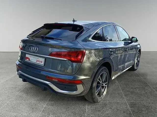 Usata Audi Q5 Sportback S-Line 204 CV (150 kW) 2024 Grigio daytona perla SUV
