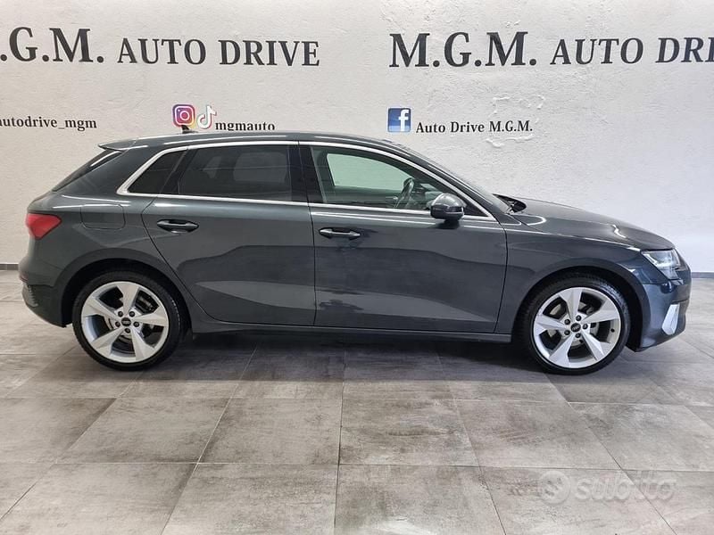 Usata Audi A3 Advanced 116 CV (85 kW) 2021 Grigio Berlina