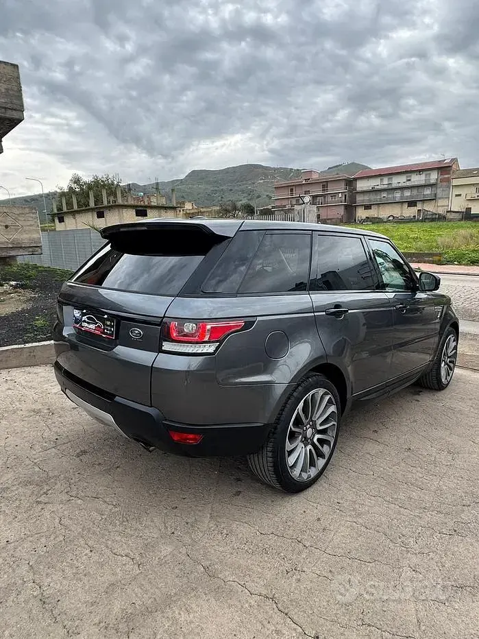 Käytetty Land Rover Range Rover Sport HSE 249 HP (183 kW) 2015 Harmaa Katumaasturi