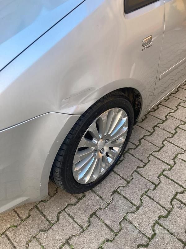 Usata Ford C-MAX 100 CV (73 kW) 2007 Monovolume