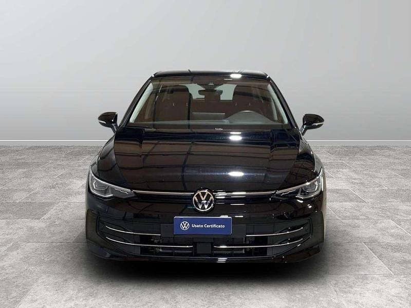 Usata VW Golf VIII Style 150 CV (110 kW) 2025 Grenadill black metallizzato Berlina
