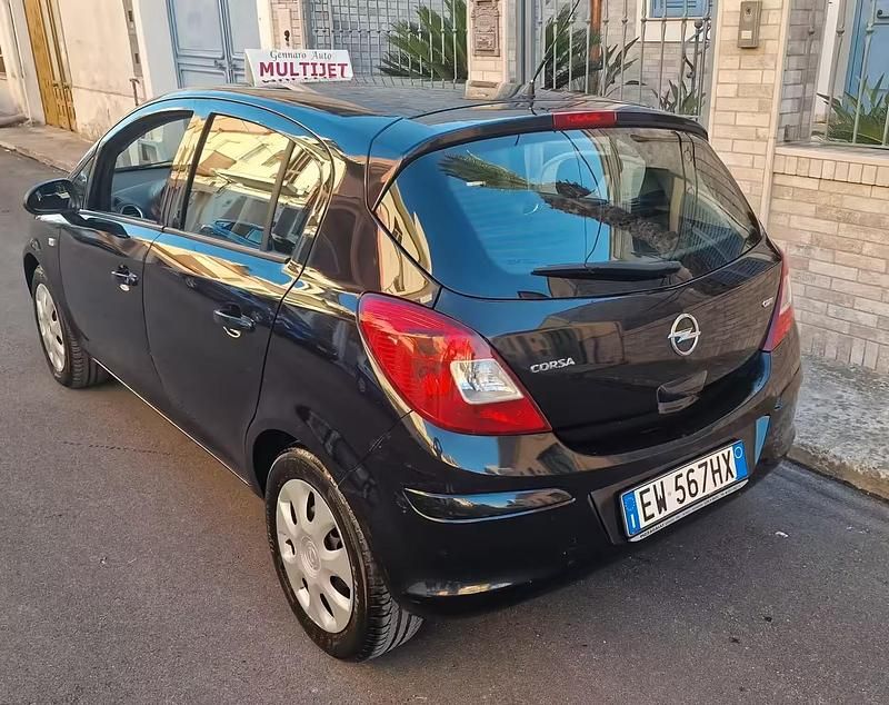 Usata Opel Corsa 95 CV (69 kW) 2014 Nero Utilitaria