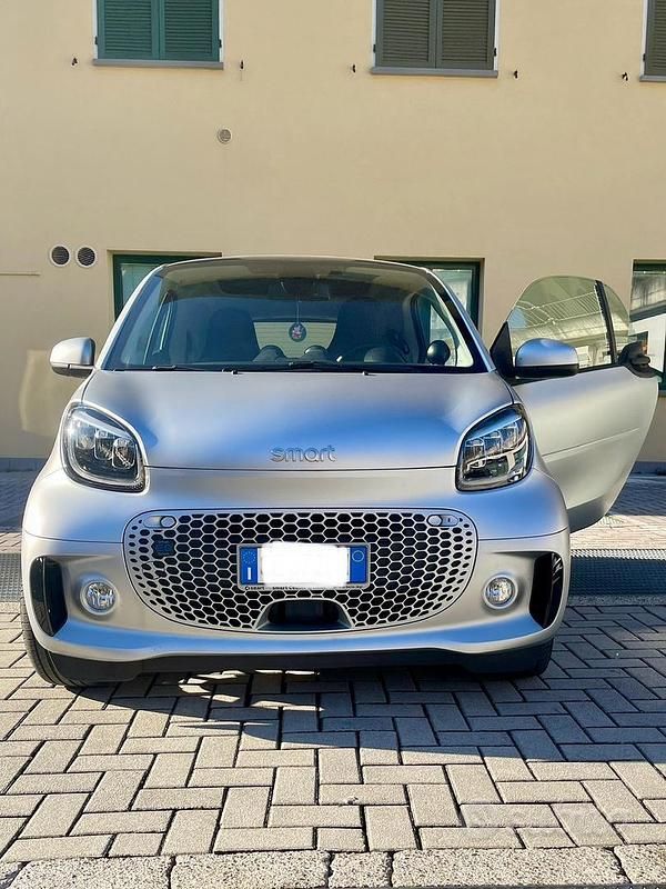 Usata Smart ForTwo Coupé 2021 Grigio Utilitaria