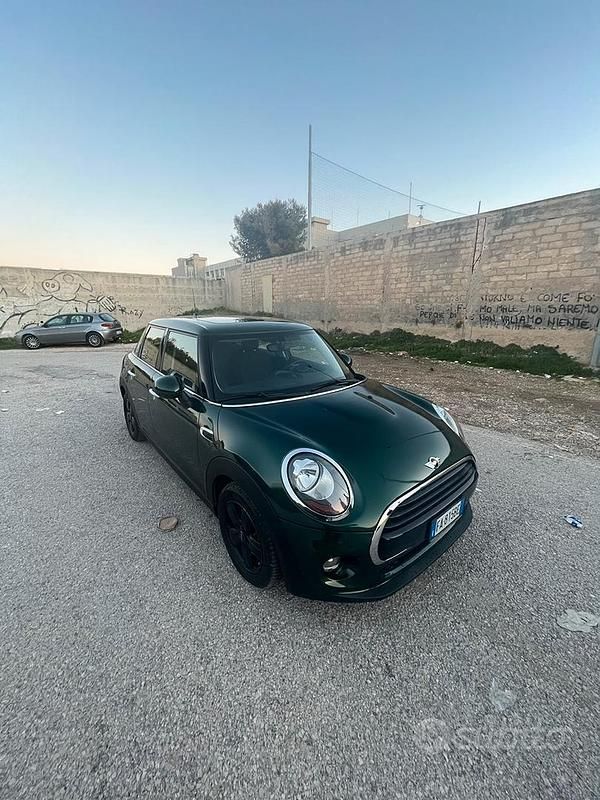 Usata Mini Cooper 116 CV (85 kW) 2015 Verde Utilitaria