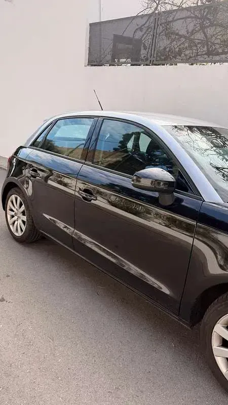 Usata Audi A1 Sportback 116 CV (85 kW) 2016 Nero Utilitaria