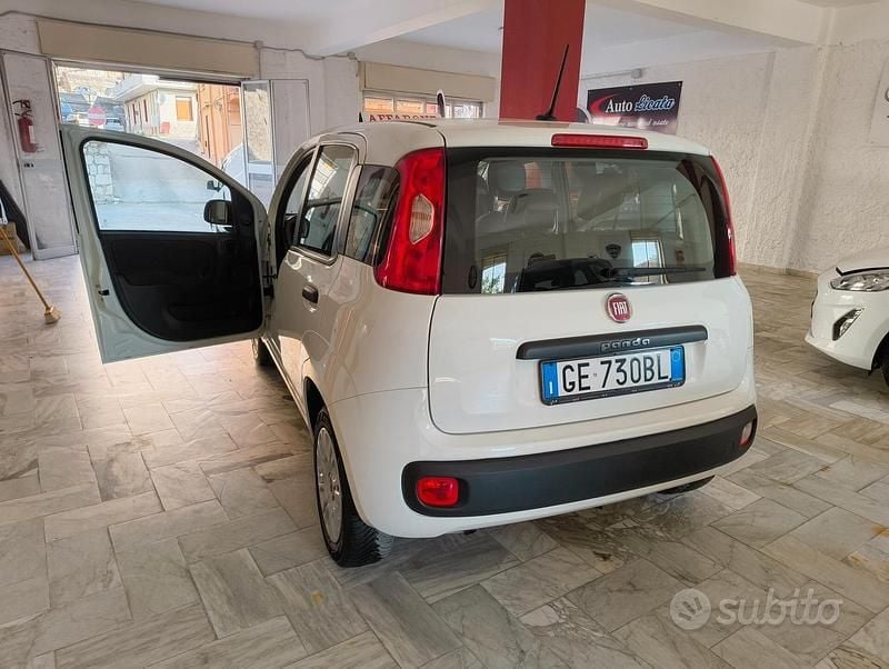 Usata Fiat Panda Easy 69 CV (50 kW) 2021 Bianco Berlina