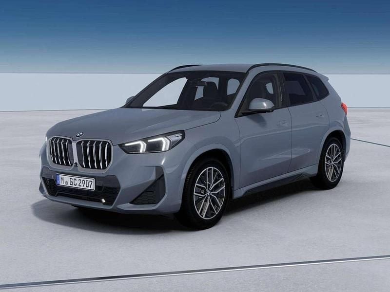 Nuova BMW X1 M Sport 150 CV (110 kW) 2025 Black sapphire SUV