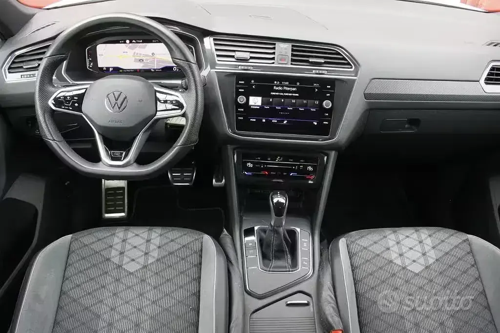 Usata VW Tiguan R 150 CV (110 kW) 2024 Bianco SUV