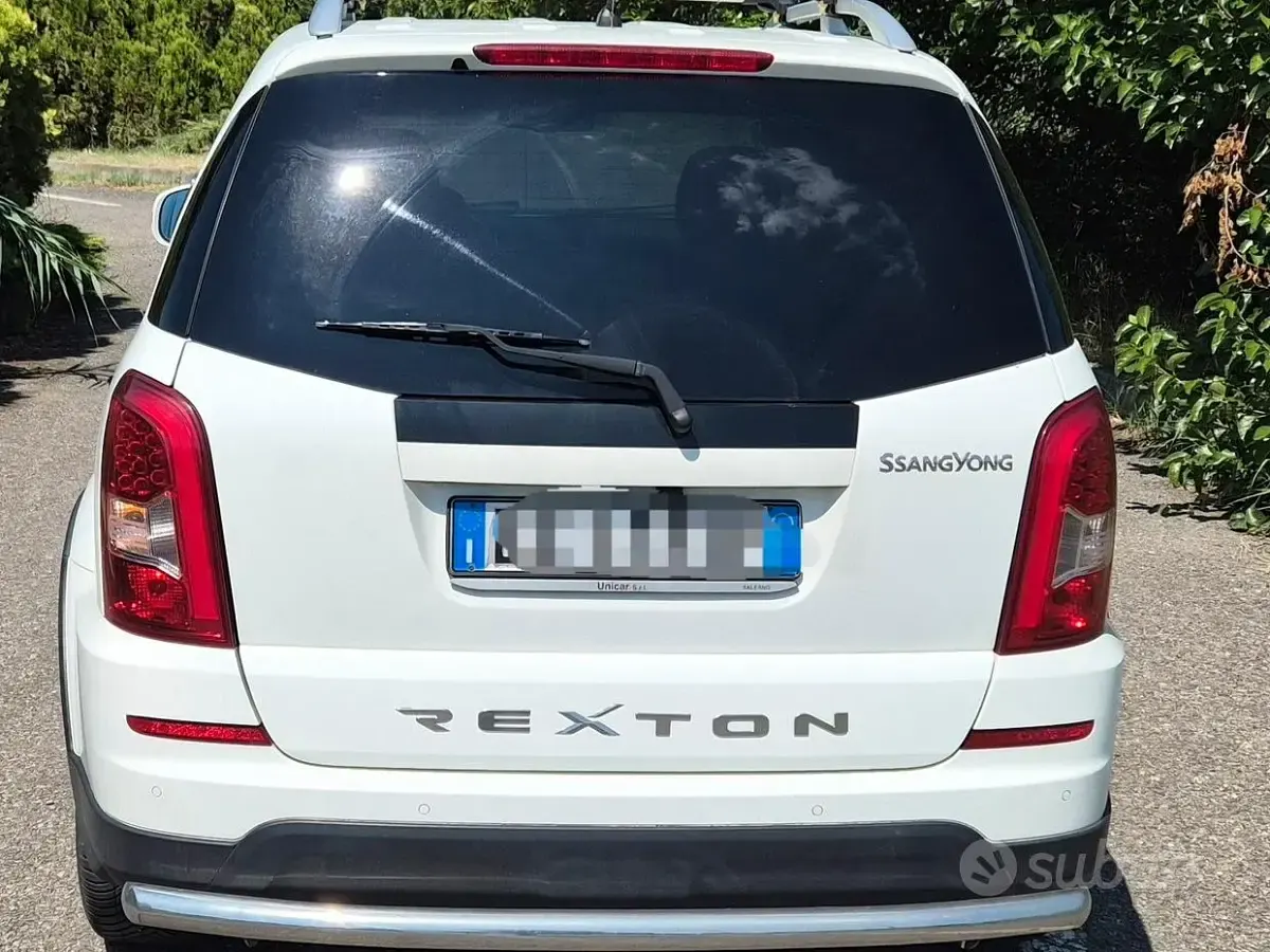 Usata SsangYong Rexton 155 CV (114 kW) 2014 Bianco SUV