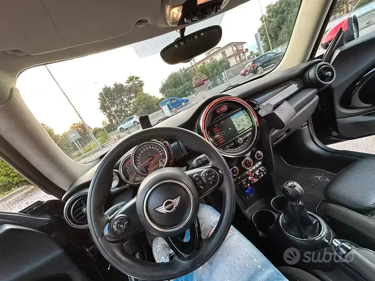 Usata Mini John Cooper Works 170 CV (125 kW) 2016 Nero Utilitaria