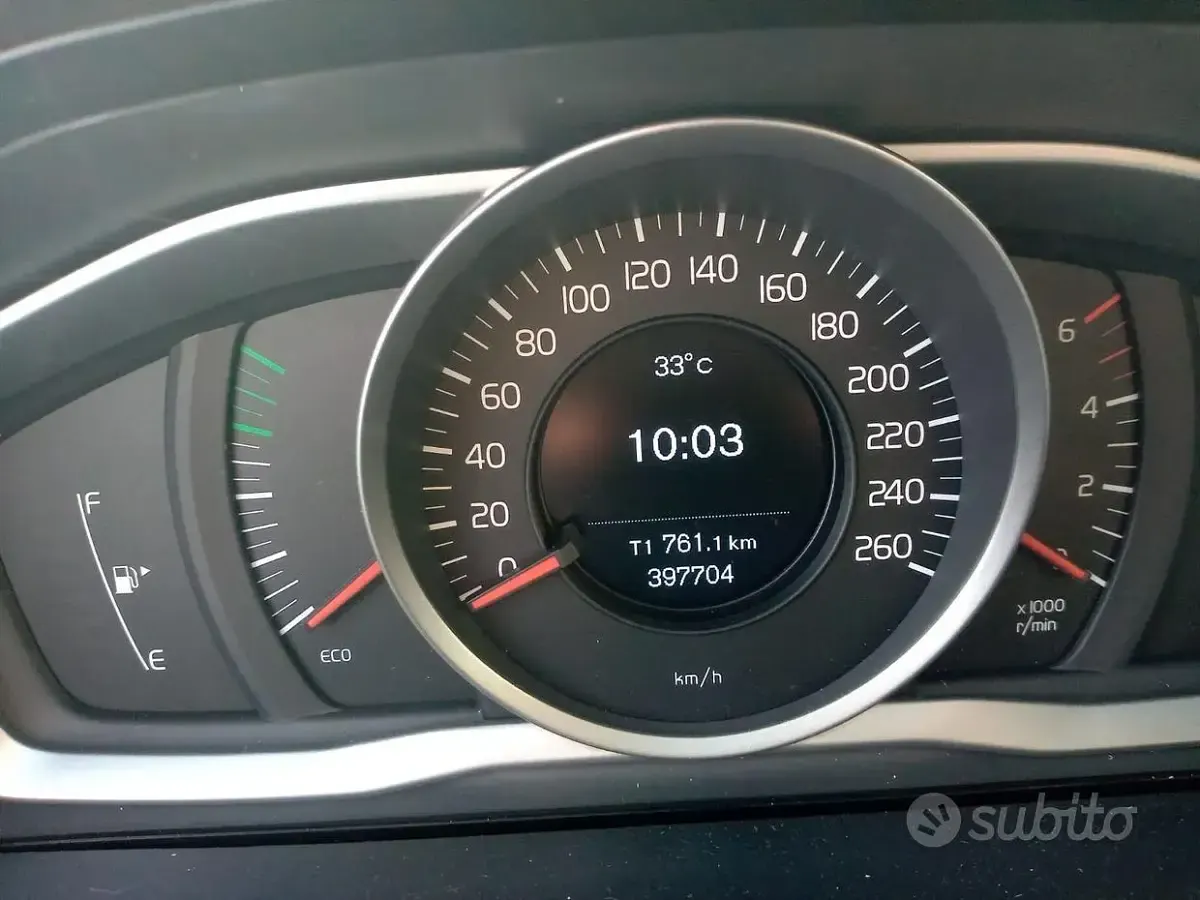 Usata Volvo V60 Business Edition 150 CV (110 kW) 2017 Bianco Station wagon