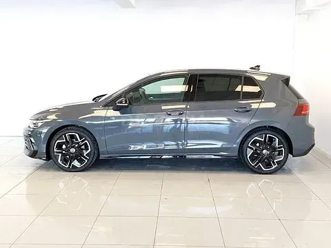 Nuova VW Golf VIII R-line Plus 150 CV (110 kW) 2026 Grigio Utilitaria