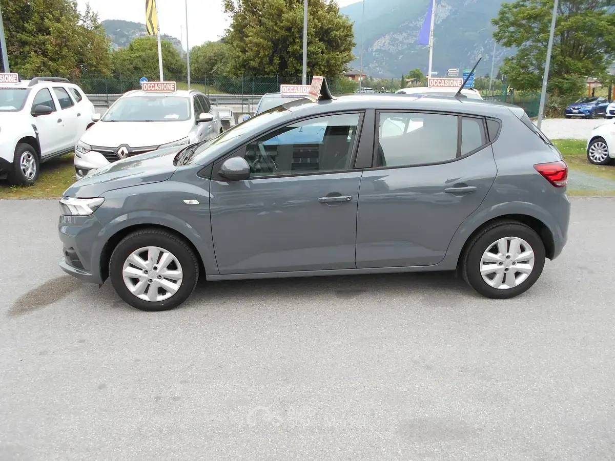 Usata Dacia Sandero 101 CV (74 kW) 2023 Gray Berlina