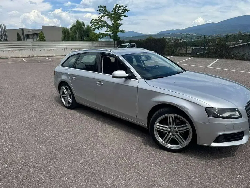 Usata Audi A4 Ambiente 170 CV (125 kW) 2010 Grigio Station wagon