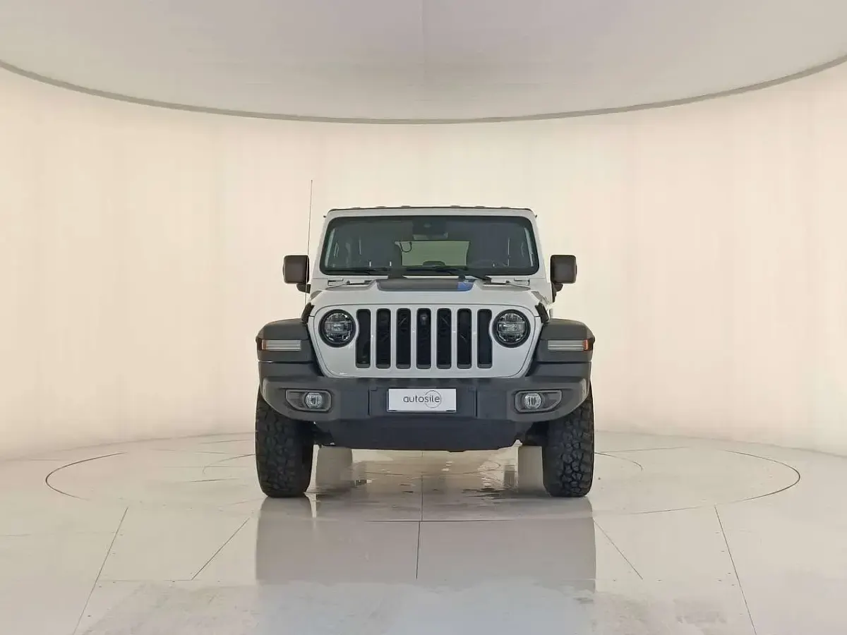 Usata Jeep Wrangler Unlimited Rubicon 272 CV (200 kW) 2022 Bright white SUV