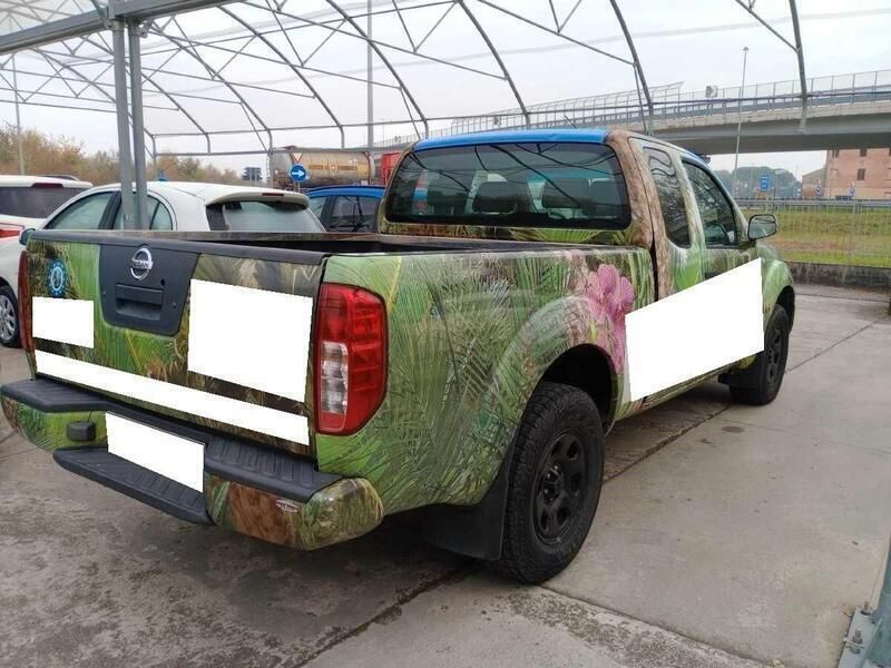 Usata Nissan King 133 CV (97 kW) 2006 Bianco Pick-up