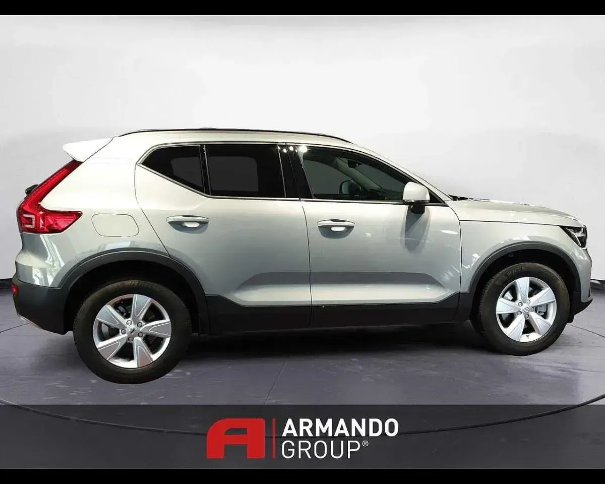 Usata Volvo XC40 163 CV (119 kW) 2024 Grigio SUV