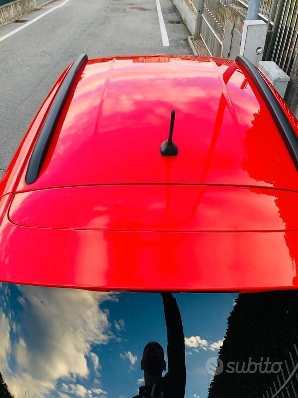 Usata Ford Fiesta 86 CV (63 kW) 2019 Rosso Utilitaria