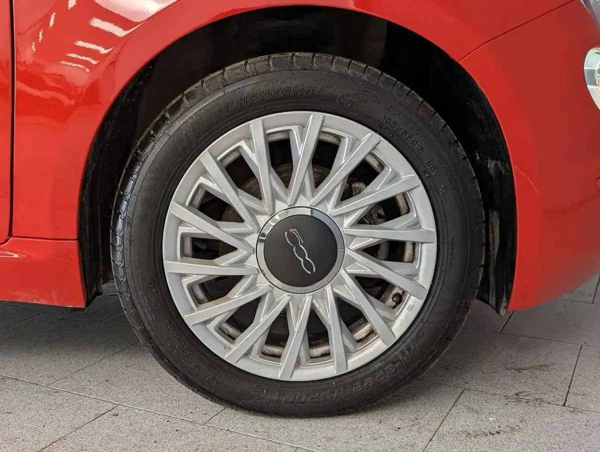 Usata Fiat 500 Dolcevita 70 CV (51 kW) 2022 Arancione Berlina