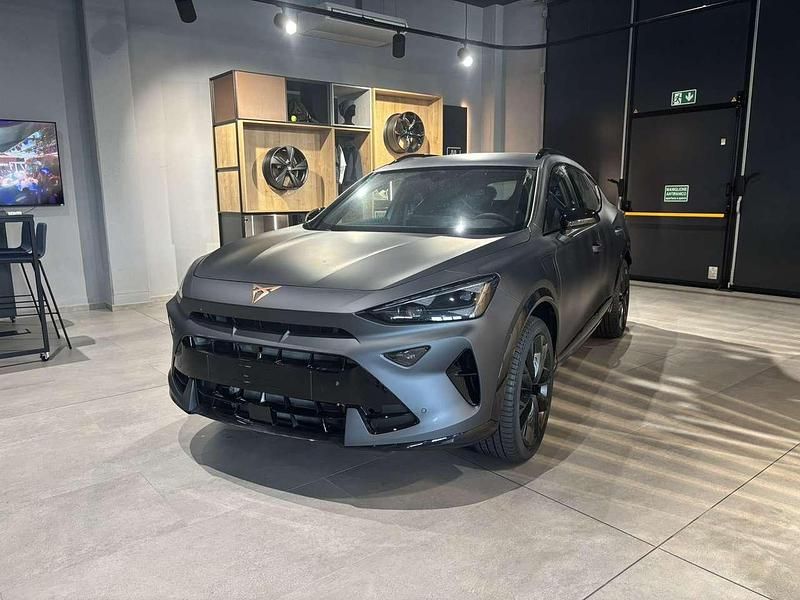 Magnetic tech matt Nuova 2025 Cupra Formentor SUV | 40.600 € (Cara) - Immagine 1/4