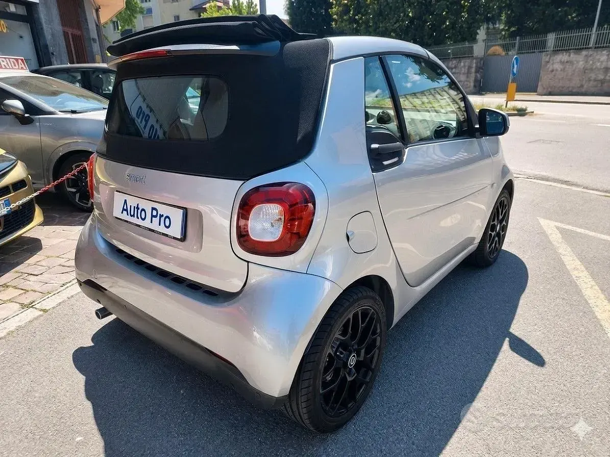 Usata Smart ForTwo Cabrio Passion 71 CV (52 kW) 2018 Grigio Cabrio