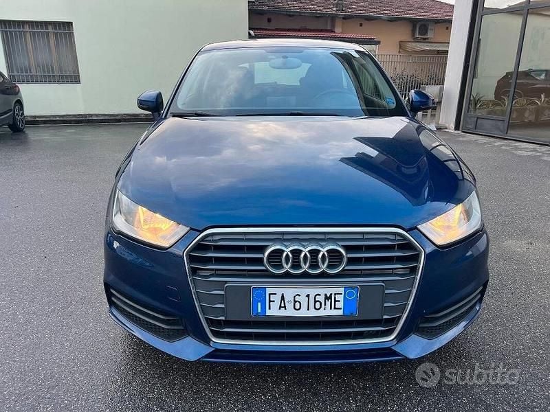 Usata Audi A1 Ambiente 90 CV (66 kW) 2015 Blu/azzurro Utilitaria