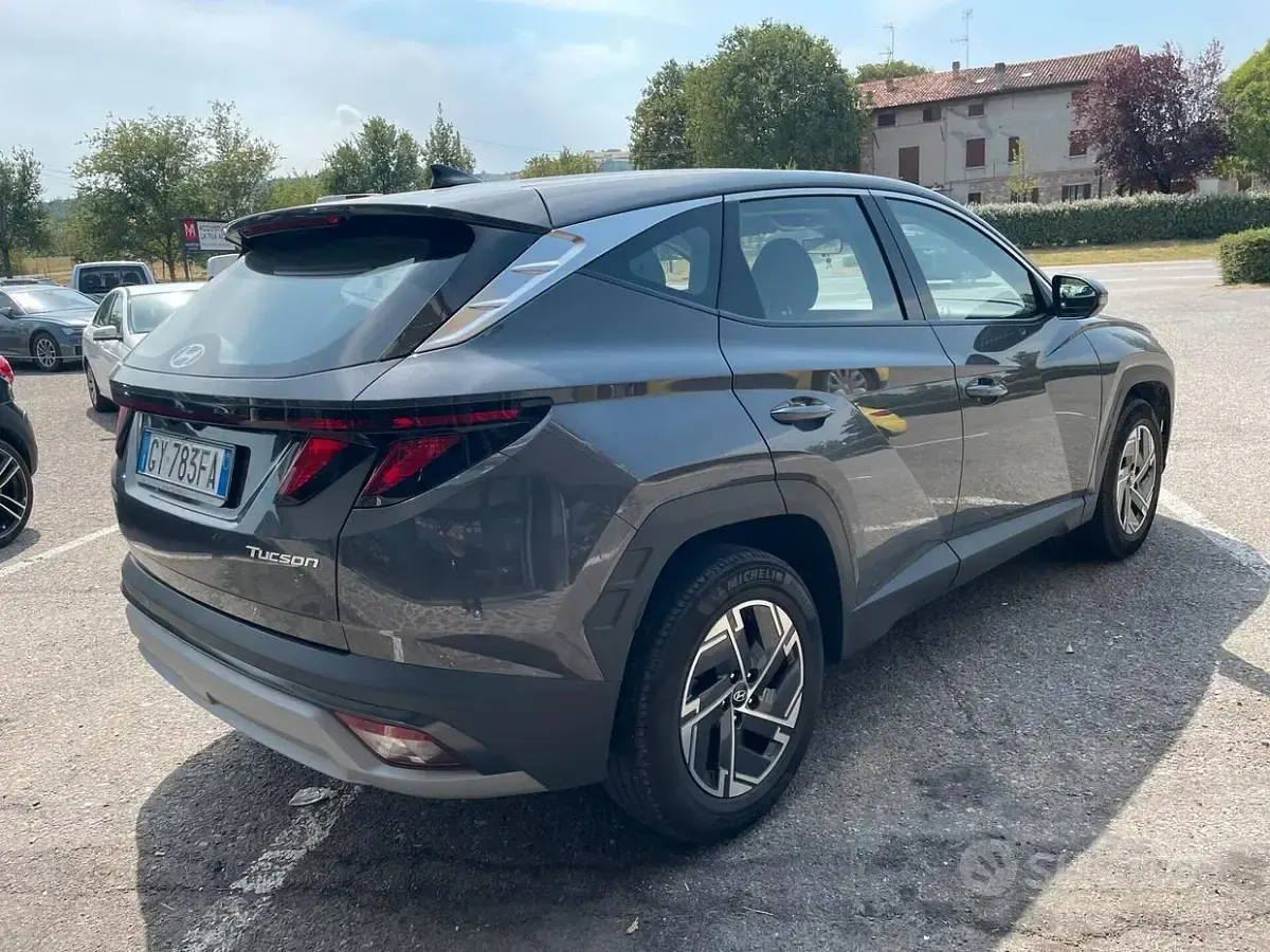 Usata Hyundai Tucson 116 CV (85 kW) 2025 Grigio SUV