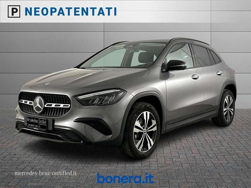 Usata Mercedes GLA180 Advanced Plus 116 CV (85 kW) 2024 Grigio SUV