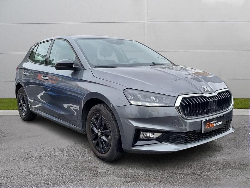 Usata Skoda Fabia 2025 Grigio graphite metallizzato Utilitaria