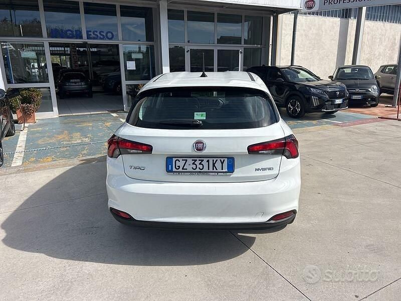 Usata Fiat Tipo 130 CV (95 kW) 2025 Bianco Berlina