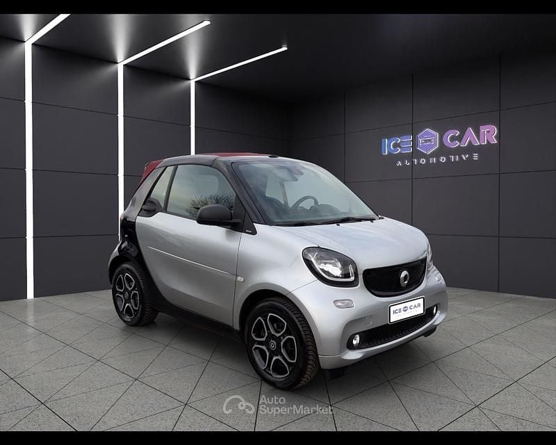 Usata Smart ForTwo Cabrio Passion 90 CV (66 kW) 2018 Grigio Cabrio