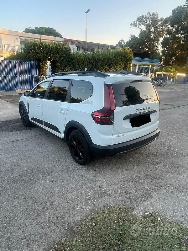 Usata Dacia Jogger 110 CV (80 kW) 2025 Monovolume