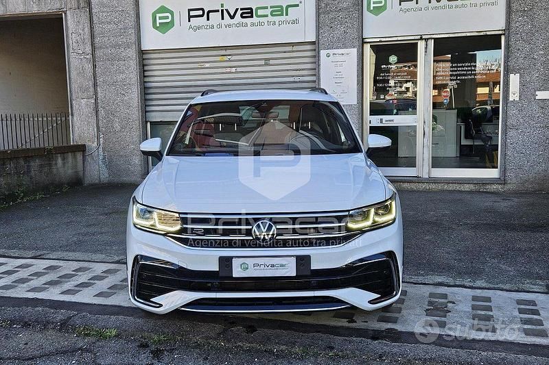 Gebraucht VW Tiguan R-line 150 PS (110 kW) 2023 Weiß SUV