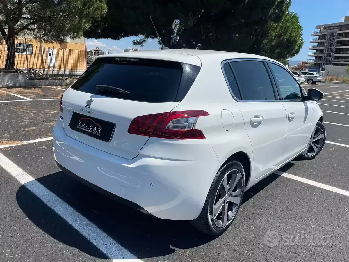 Usata Peugeot 308 Allure 119 CV (87 kW) 2017 Bianco Berlina