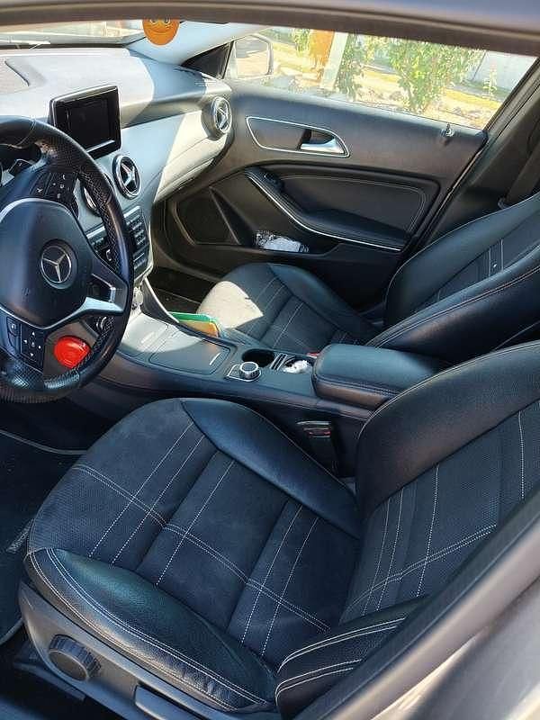 Usata Mercedes GLA200 Executive 136 CV (100 kW) 2015 SUV