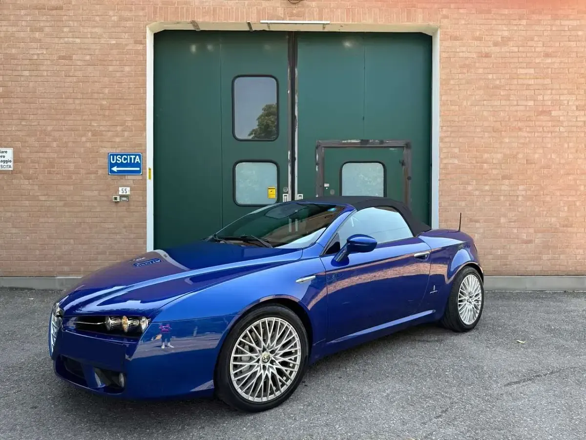 Usata Alfa Romeo Spider Exclusive 260 CV (191 kW) 2007 Blu misano Cabrio
