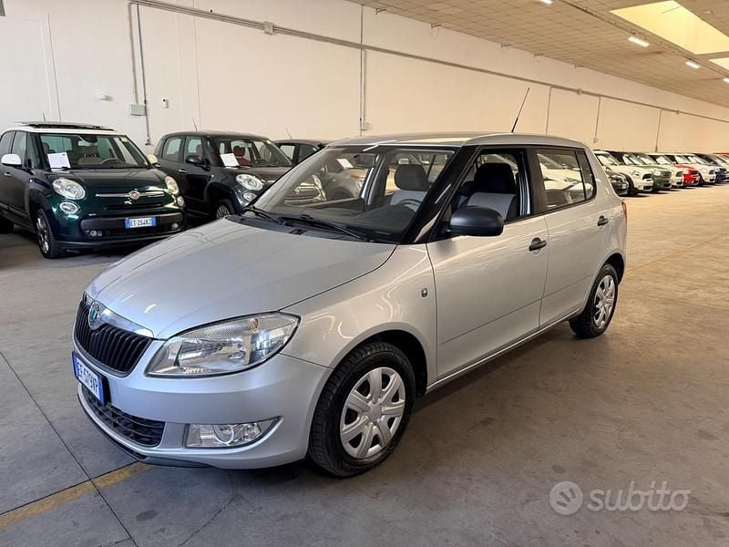 Usata Skoda Fabia Style 70 CV (51 kW) 2011 Grigio Berlina
