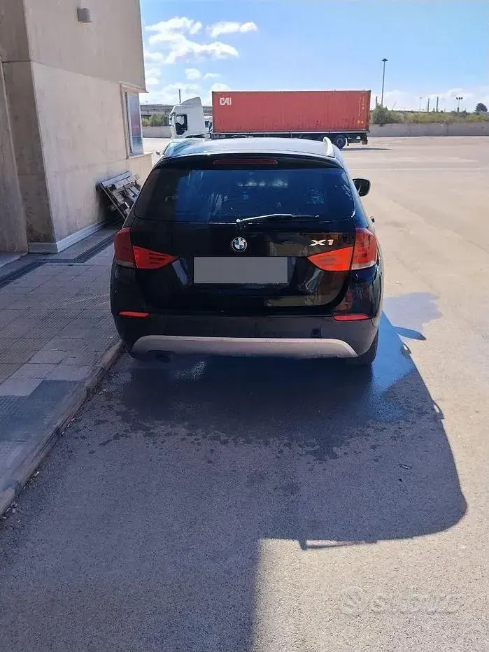 Usata BMW X1 143 CV (105 kW) 2011 Nero SUV