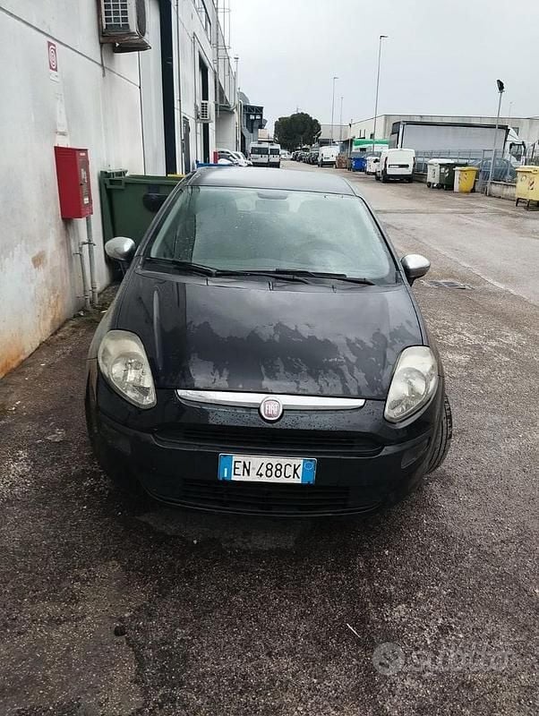 Usata Fiat Punto Evo 75 CV (55 kW) 2012 Nero Utilitaria