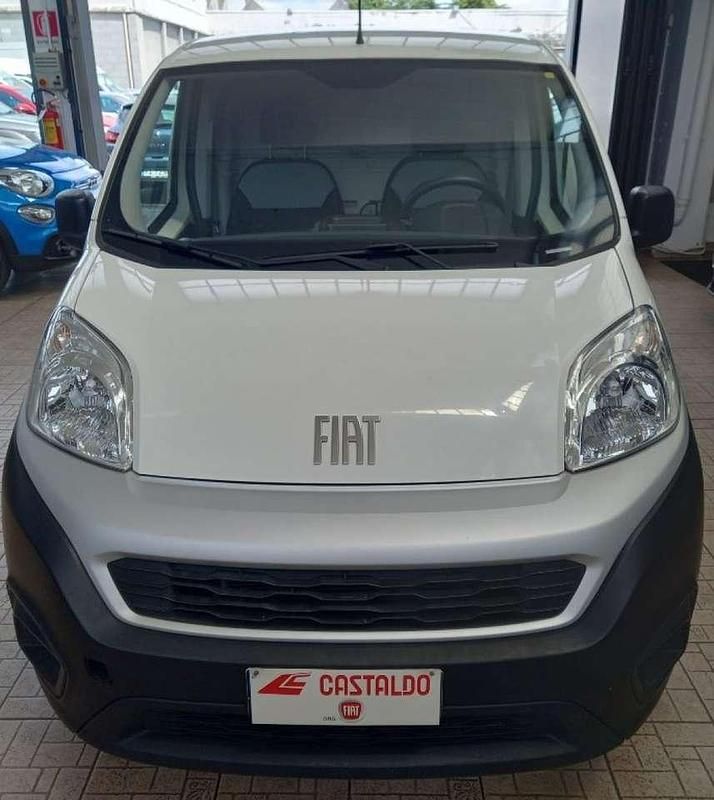 Bianco Usata 2022 Fiat Fiorino Monovolume | 9690 € (Buon prezzo) - Immagine 1/4