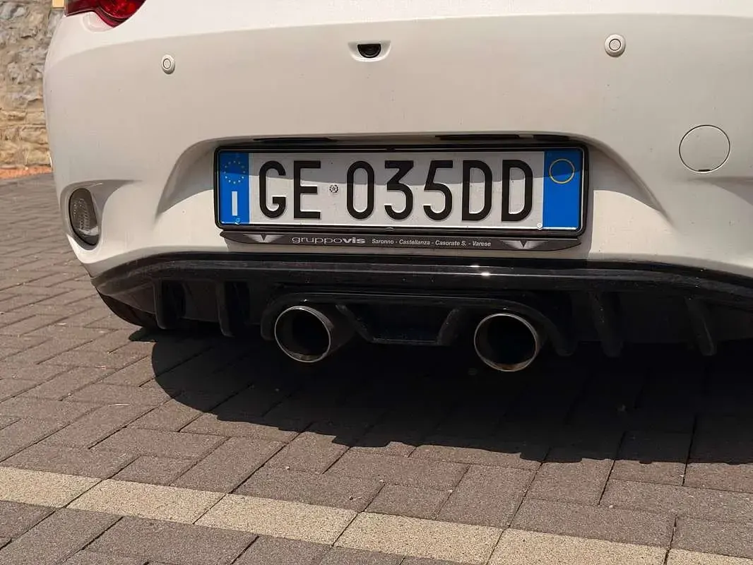 Usata Mazda MX5 184 CV (135 kW) 2021 Bianco Cabrio