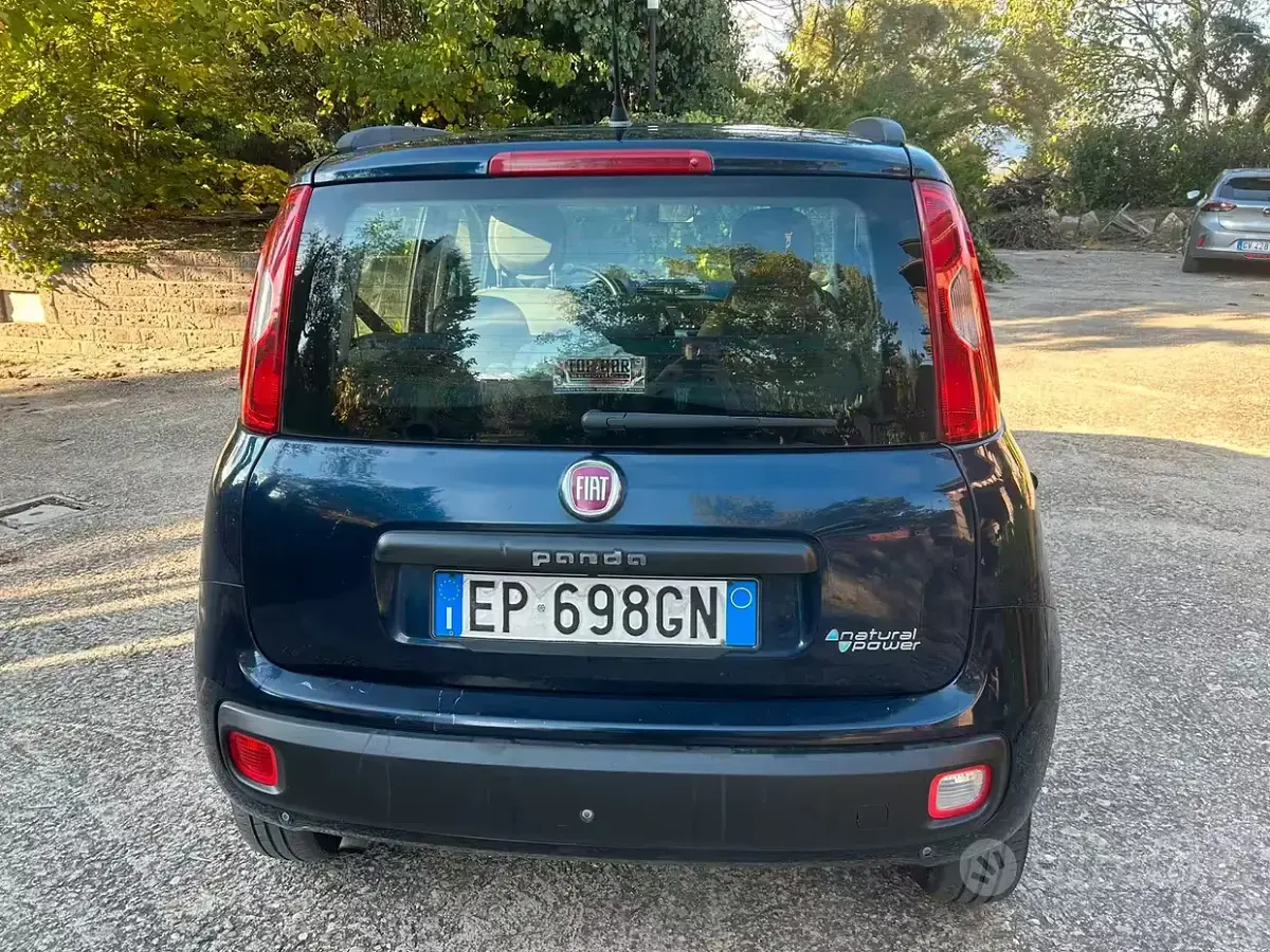 Usata Fiat Panda Lounge 85 CV (62 kW) 2013 Blu Utilitaria