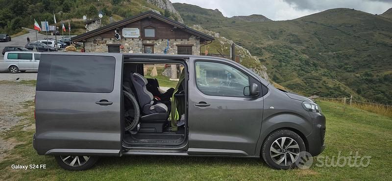 Usata Citroën Spacetourer 144 CV (105 kW) 2021 Grigio Monovolume